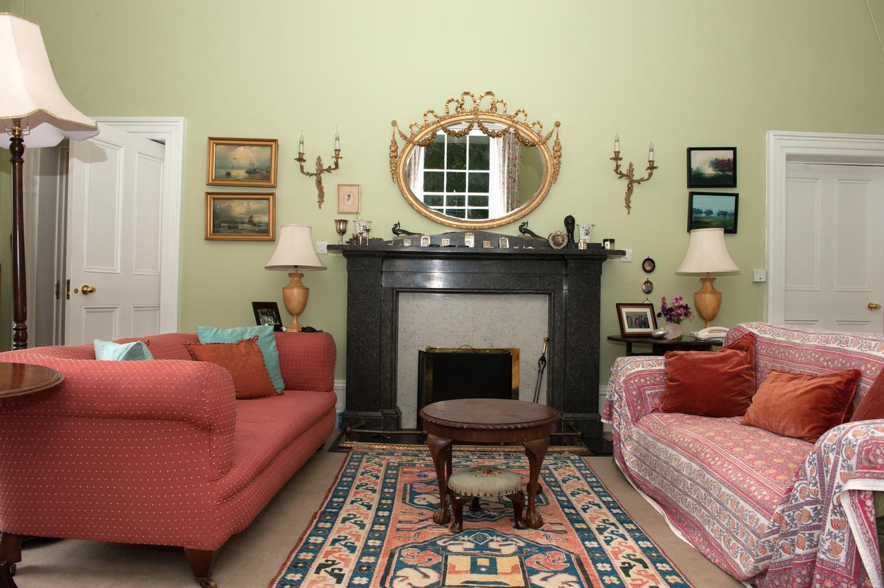 Bed and Breakfast Lough Bawn House Collinstown  Exteriér fotografie